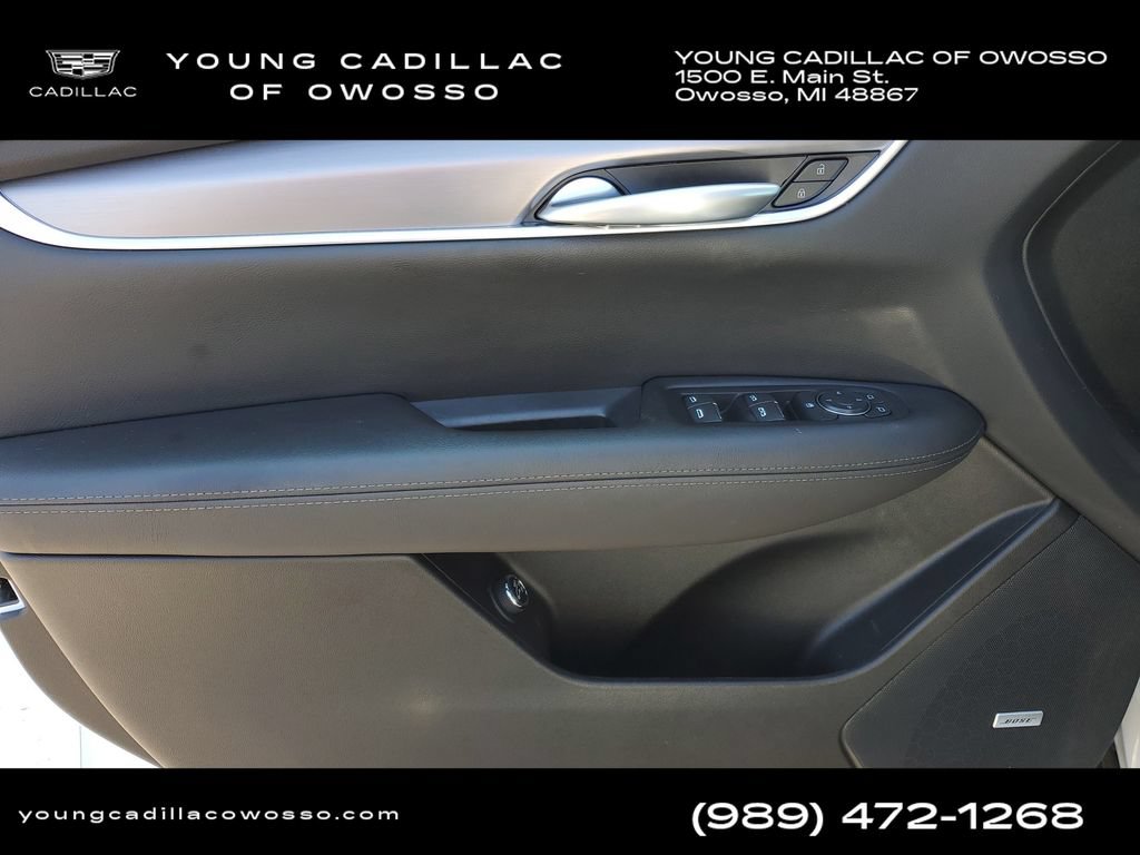 Certified 2025 Cadillac XT5 Luxury w/ LPO, Floor Liner Package AWD/4WD image 19
