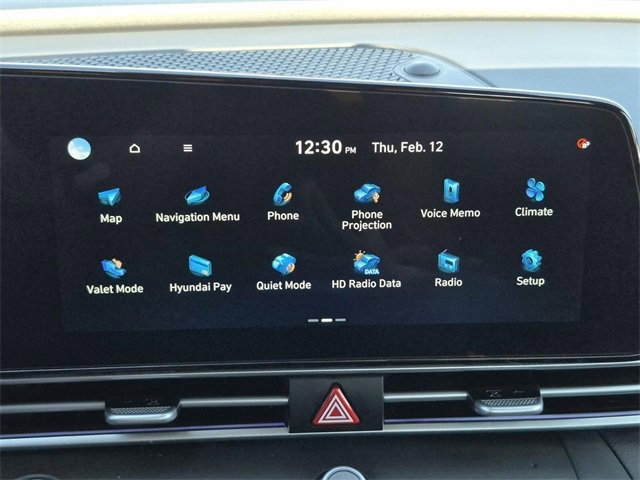 Used 2025 Hyundai Elantra SEL image 30