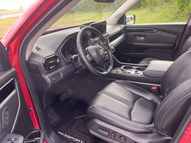 Certified 2026 Honda Passport RTL image 3