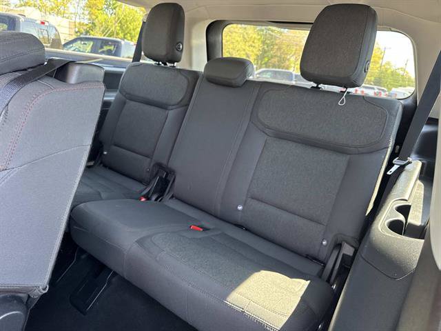 Used 2025 Ford Expedition Max Active AWD/4WD image 9