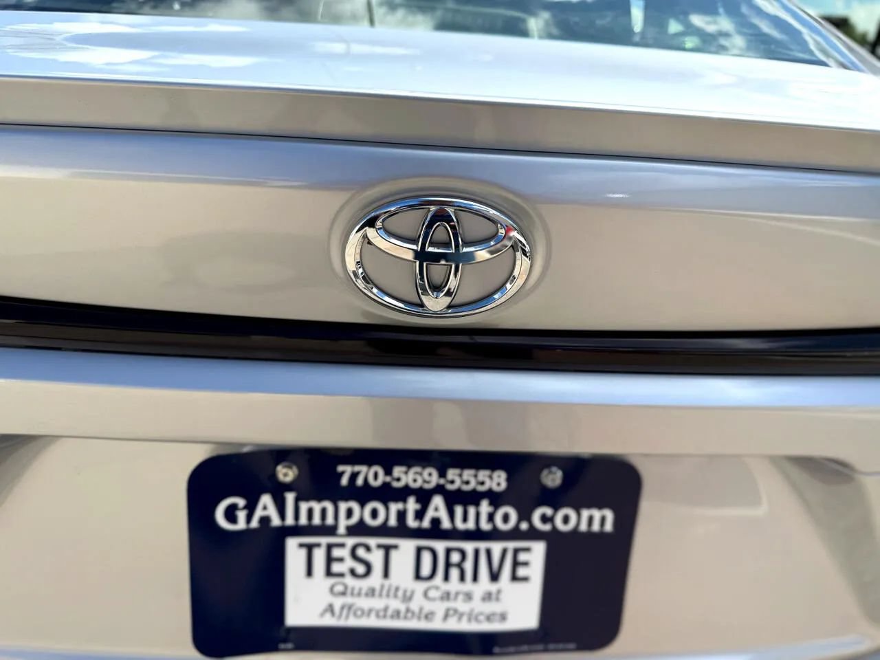 Used 2022 Toyota Corolla SE w/ SE Premium Package FWD image 29