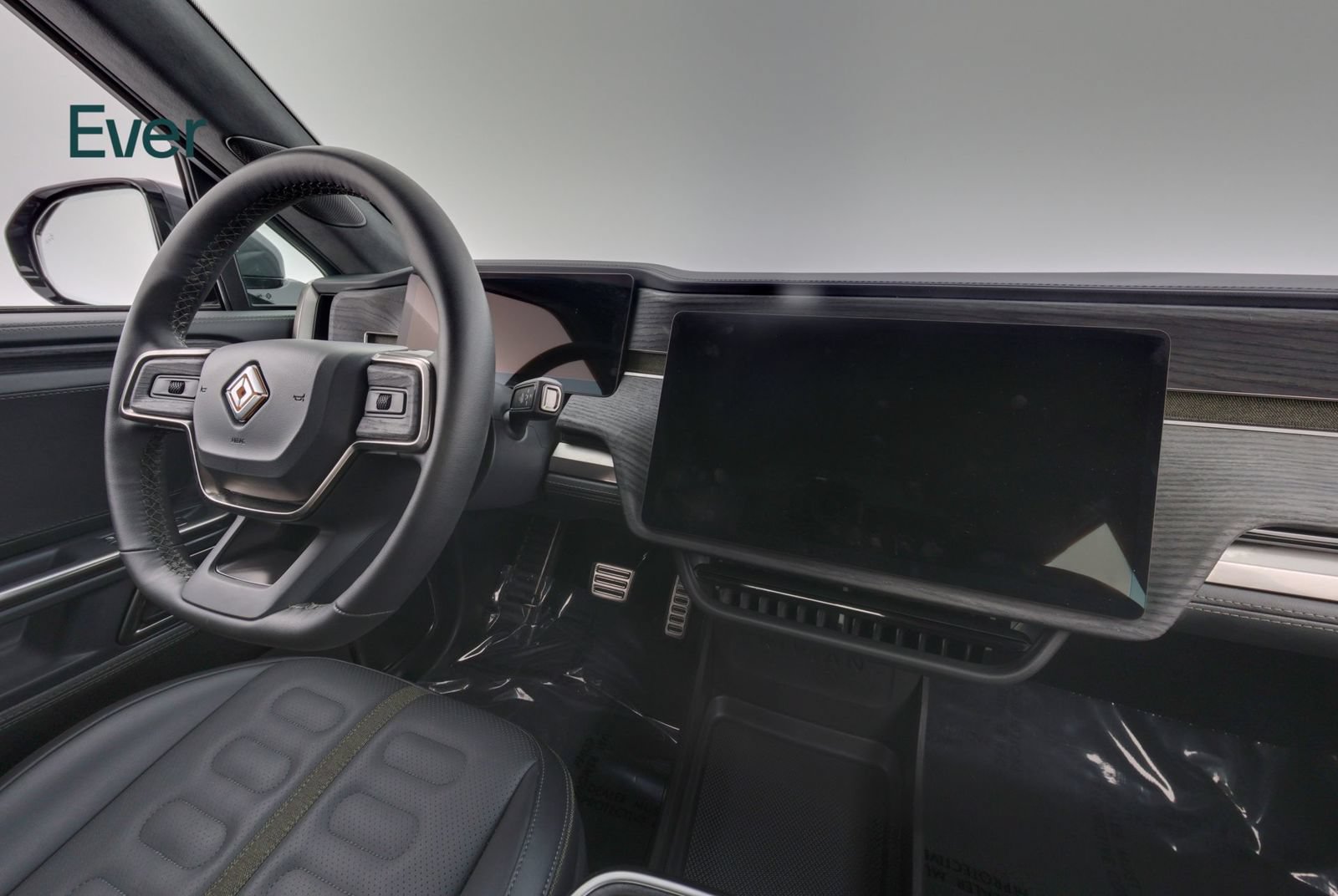 Used 2024 Rivian R1T Adventure Dual AWD/4WD image 25