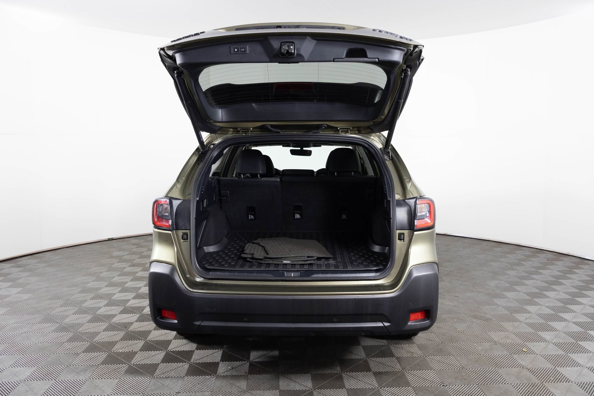 Used 2023 Subaru Outback Onyx Edition XT image 35