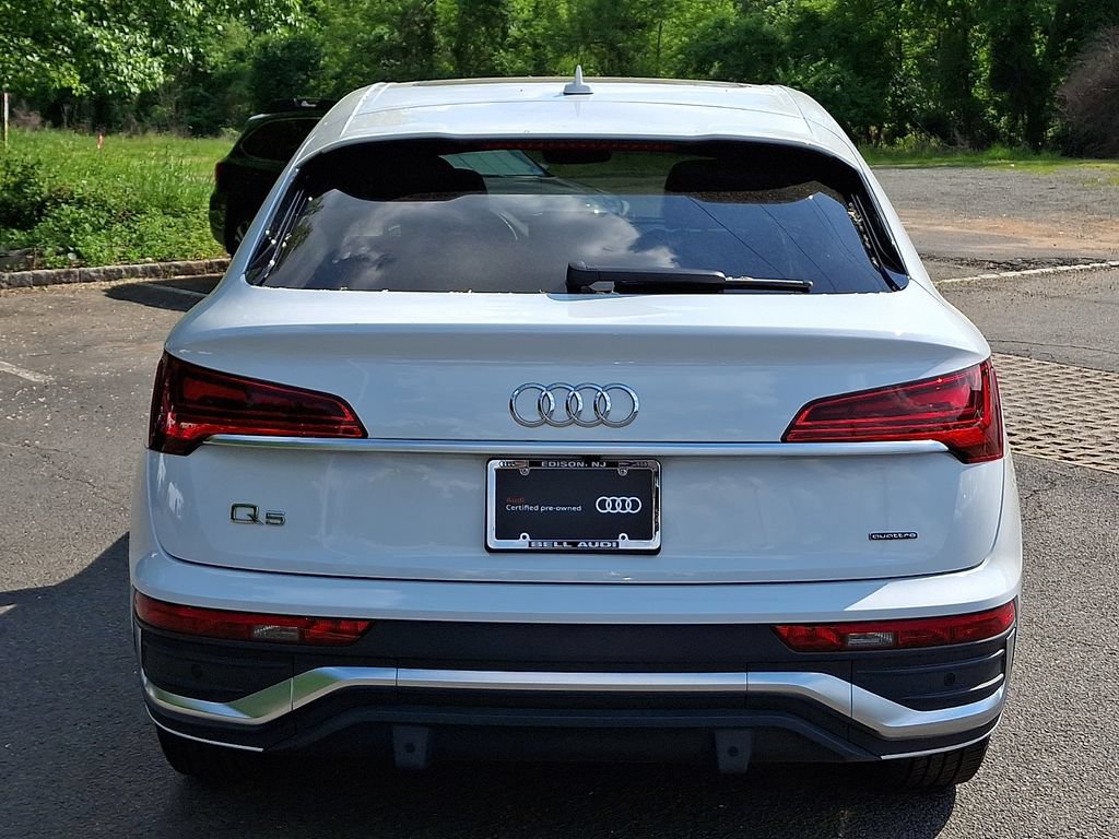 Used 2023 Audi Q5 2.0T Premium Plus w/ Premium Plus Package AWD/4WD image 12