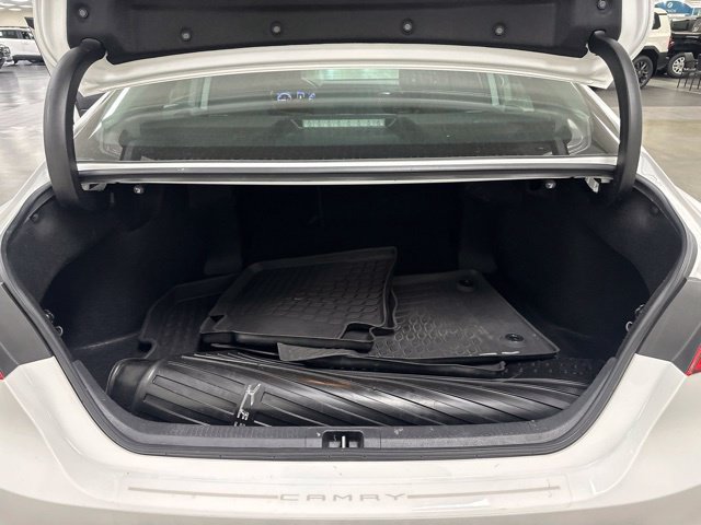 Used 2020 Toyota Camry LE FWD image 20