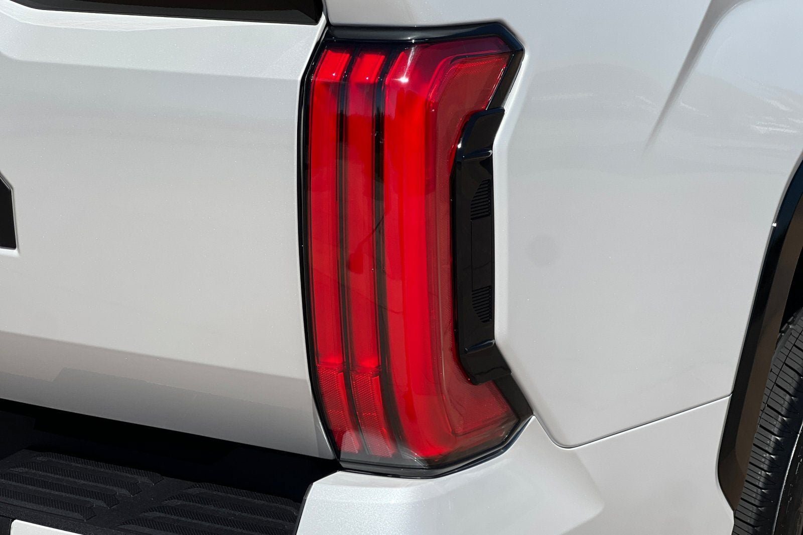 New 2026 Toyota Tundra Platinum AWD/4WD image 32