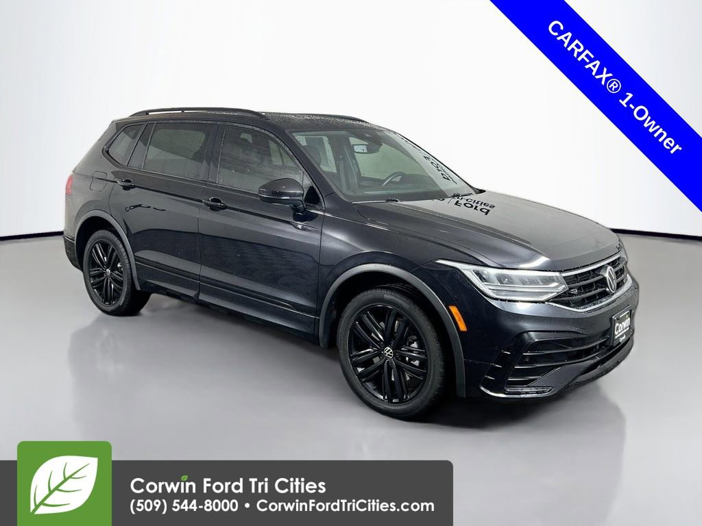 Used 2022 Volkswagen Tiguan SE R-Line image 1