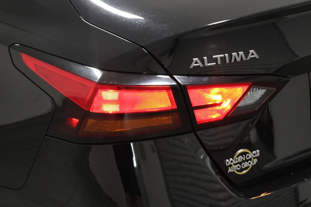 Used 2024 Nissan Altima 2.5 SV FWD image 51