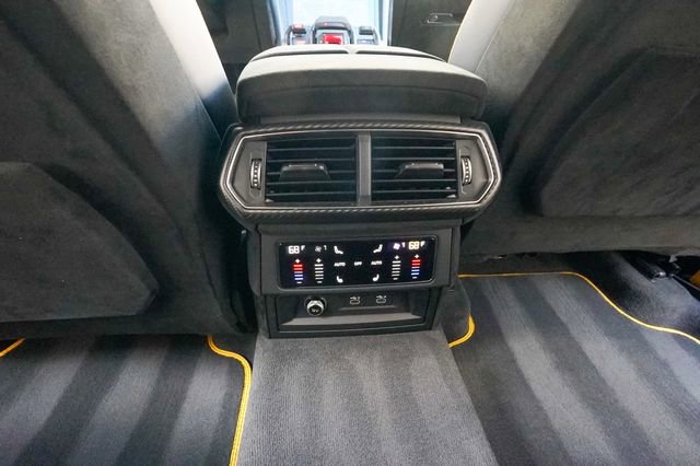 Used 2023 Lamborghini Urus Performante image 83