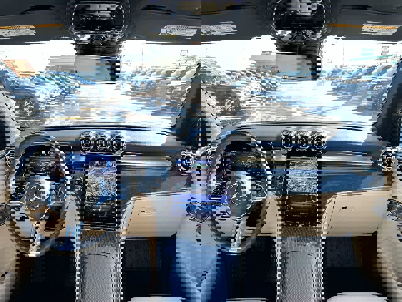 Used 2025 Mercedes-Benz GLC 300 4MATIC image 20