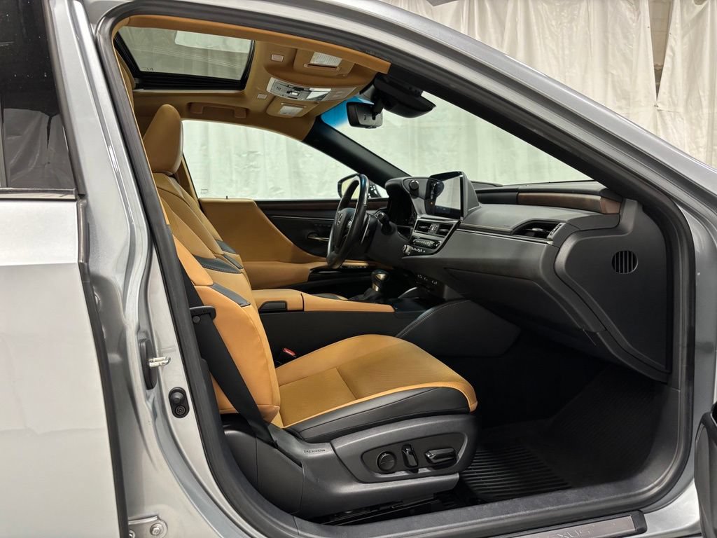 Used 2022 Lexus ES 250 w/ Premium Package AWD/4WD image 57