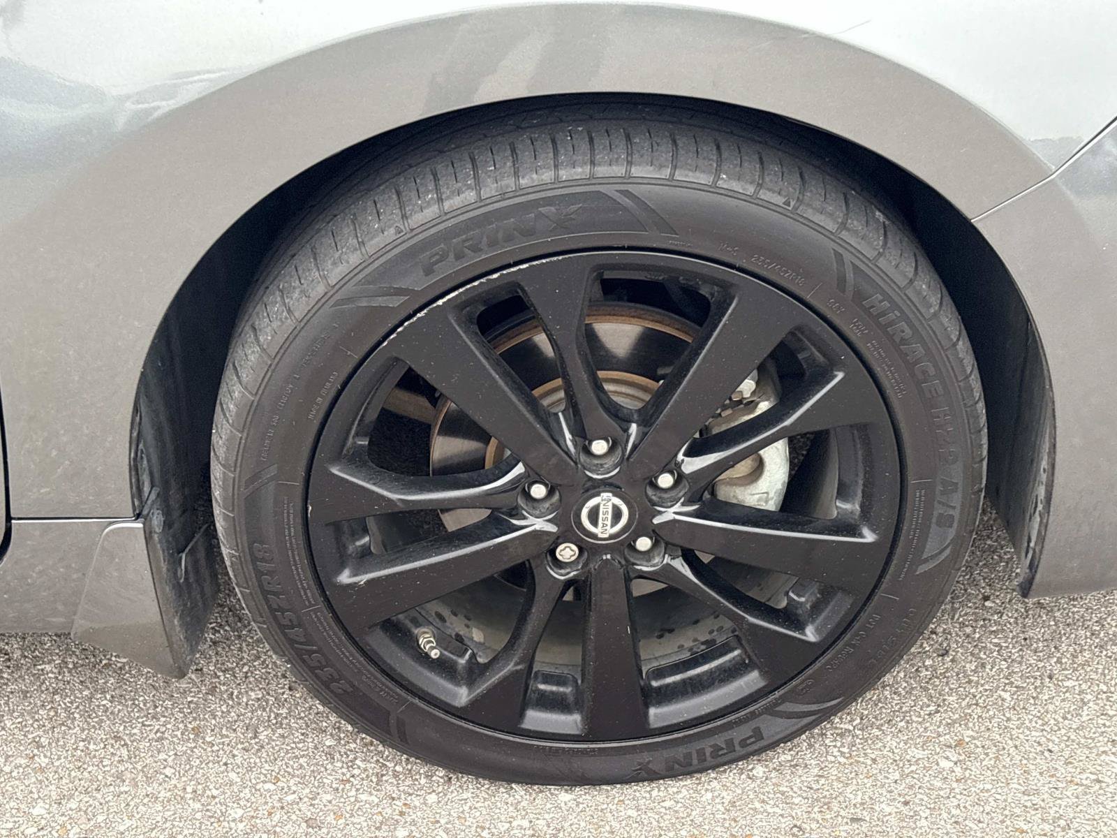 Used 2018 Nissan Altima 2.5 SR w/ SR Midnight Edition FWD image 10
