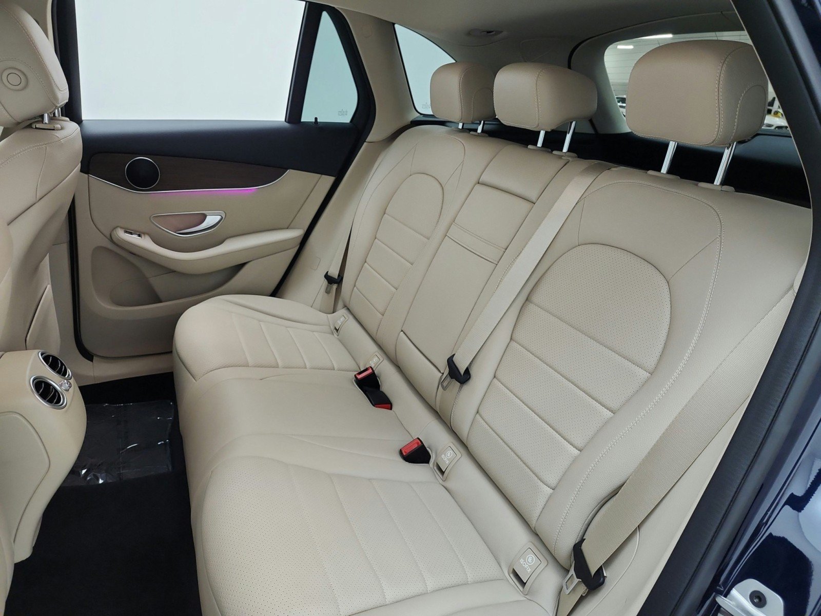 Certified 2022 Mercedes-Benz GLC 300 image 13