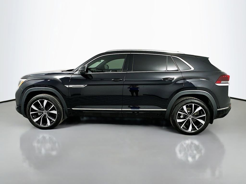 Used 2025 Volkswagen Atlas Cross Sport SEL Premium R-Line image 8