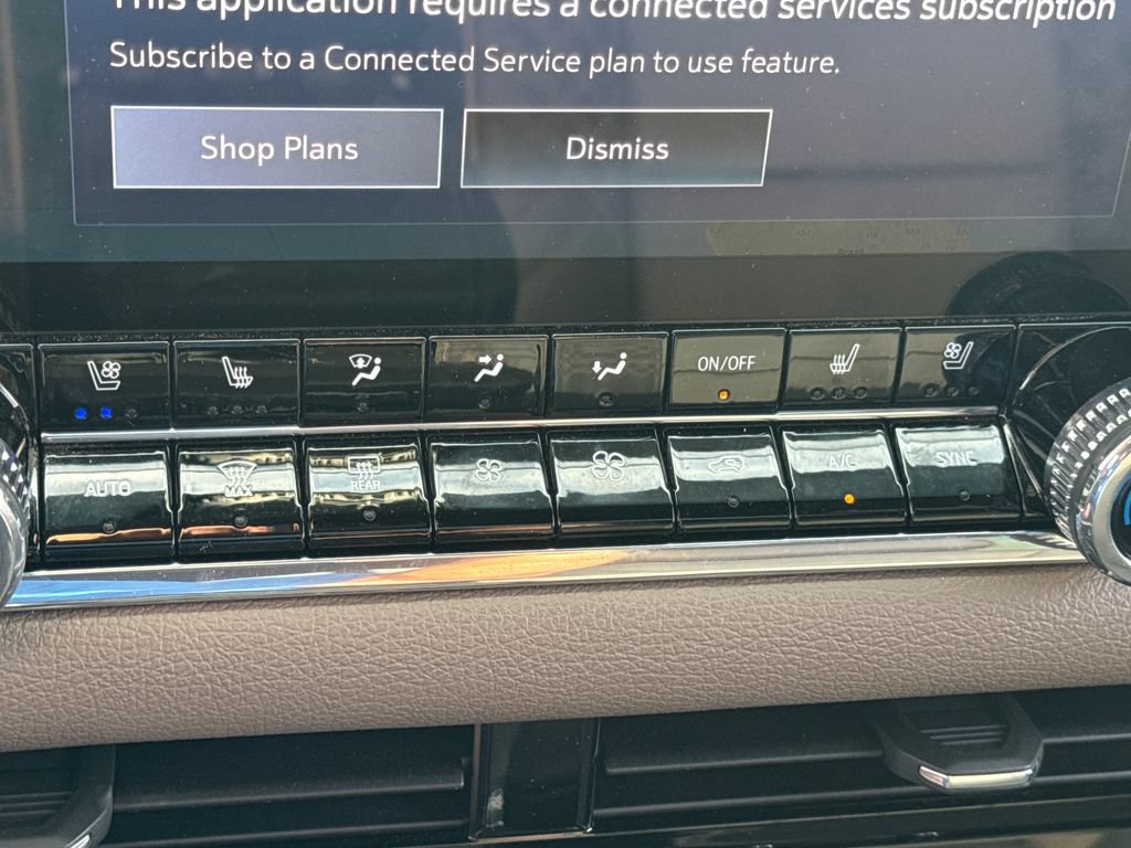 Used 2024 GMC Canyon Denali AWD/4WD image 22
