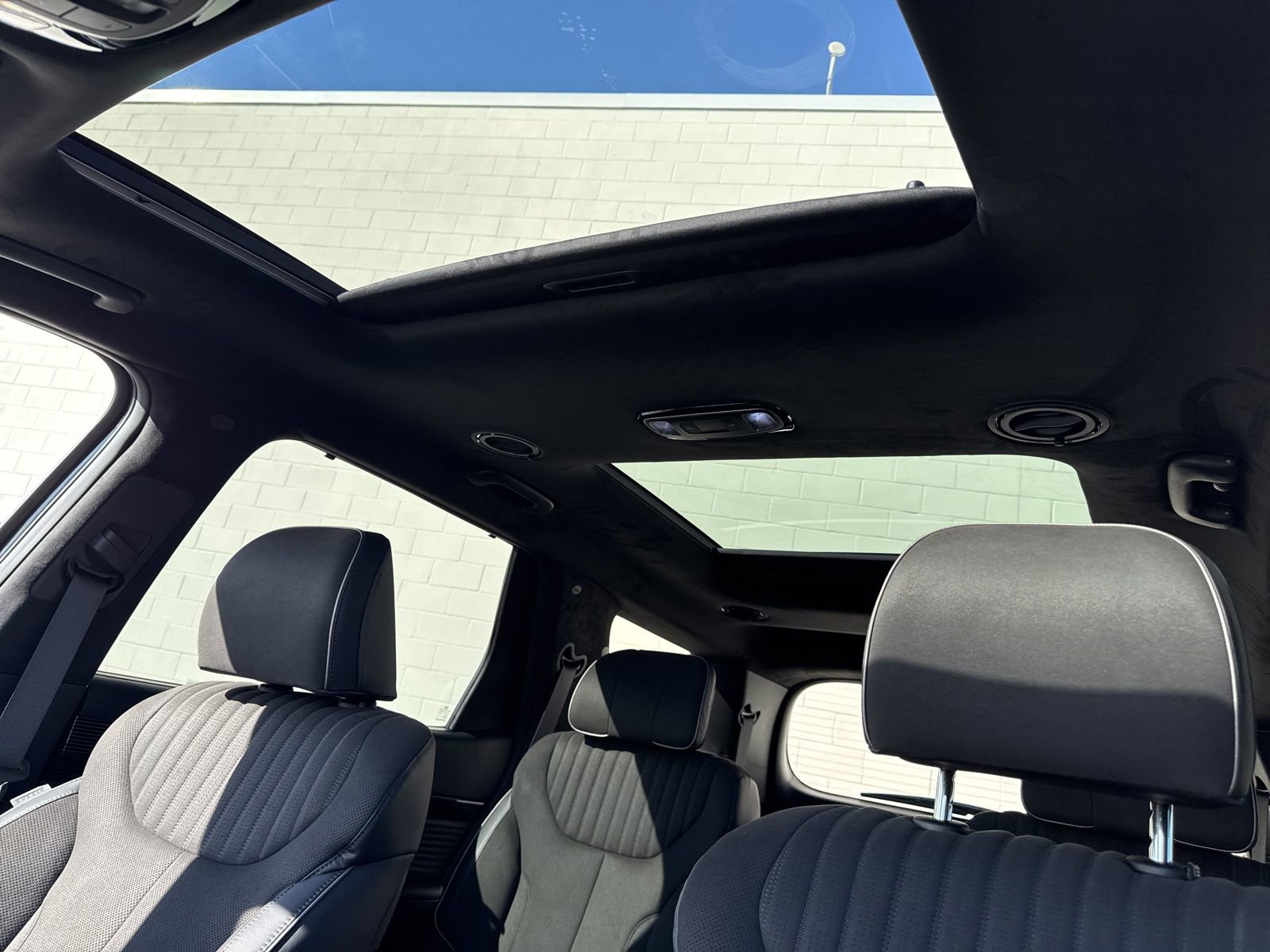 Used 2025 Hyundai Palisade Calligraphy image 37