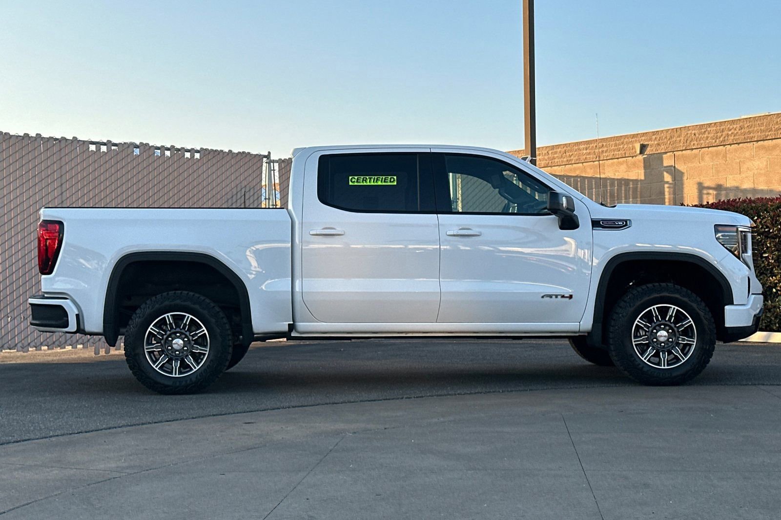 Certified 2025 GMC Sierra 1500 AT4 image 3