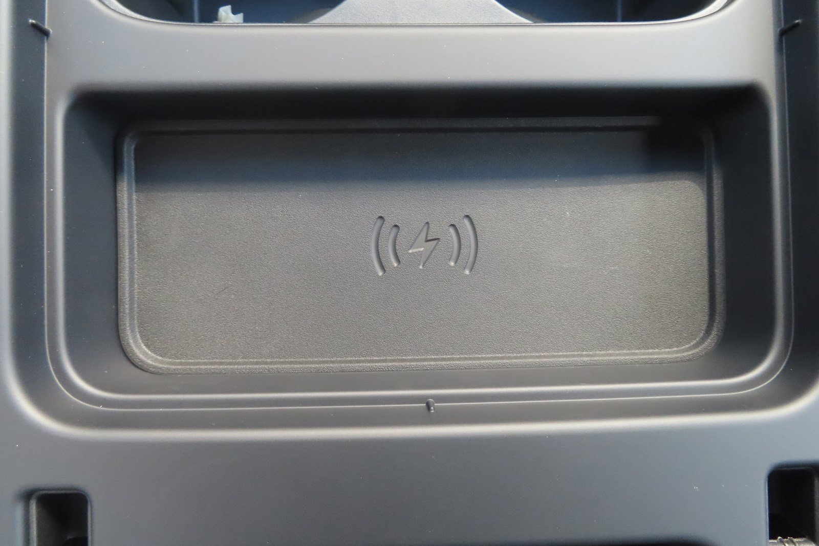 Used 2023 Land Rover Defender 90 S image 35