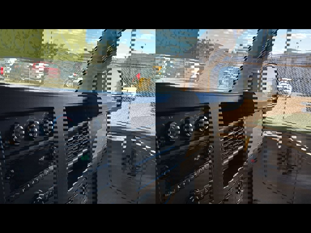 Used 2022 Chevrolet Express 2500 Extended image 14