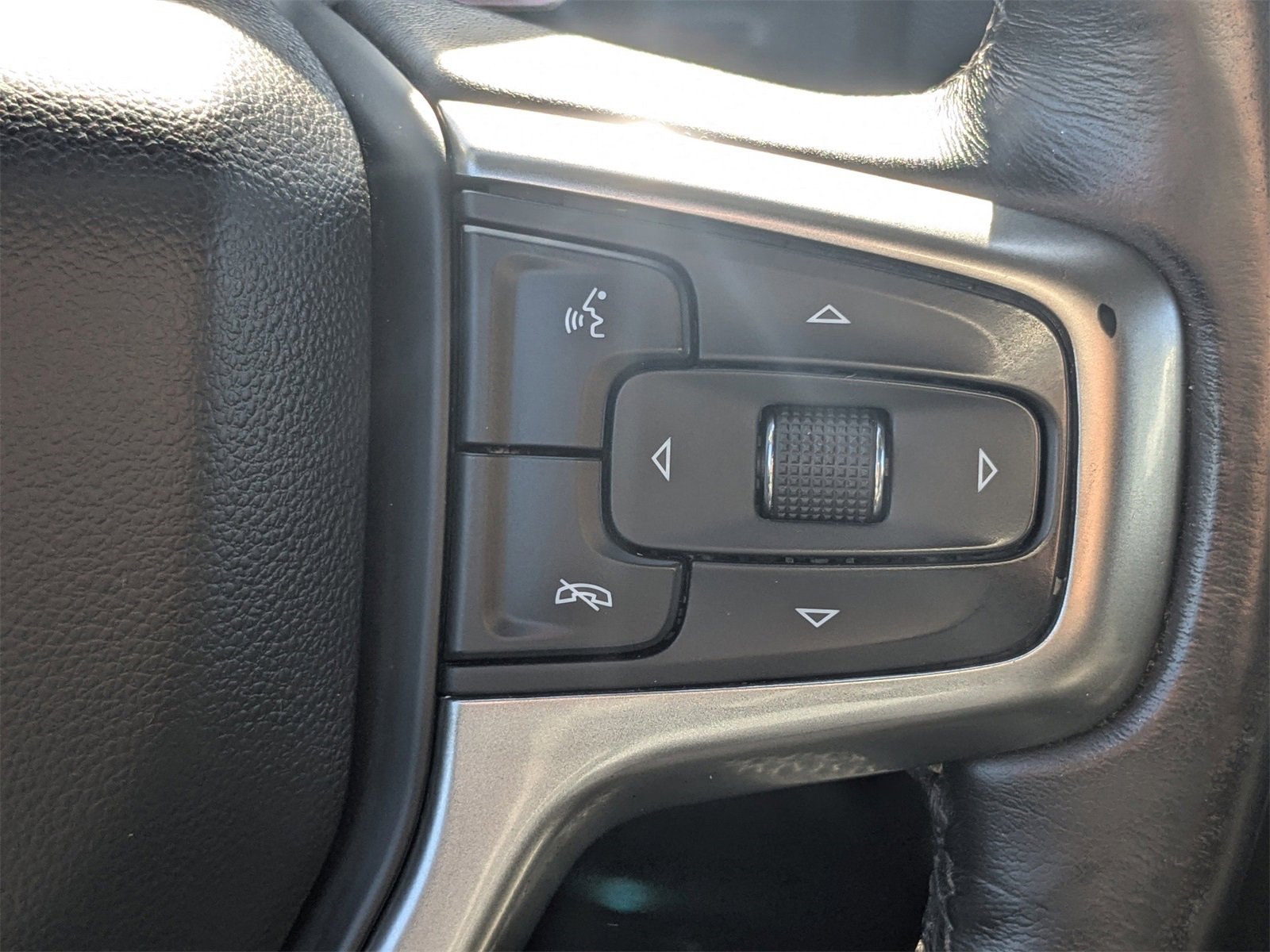 Used 2019 Chevrolet Silverado 1500 LT w/ All-Star Edition image 28