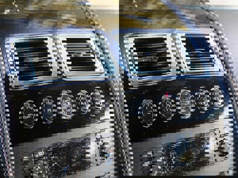 Used 2008 Aston Martin V8 Vantage Roadster image 38