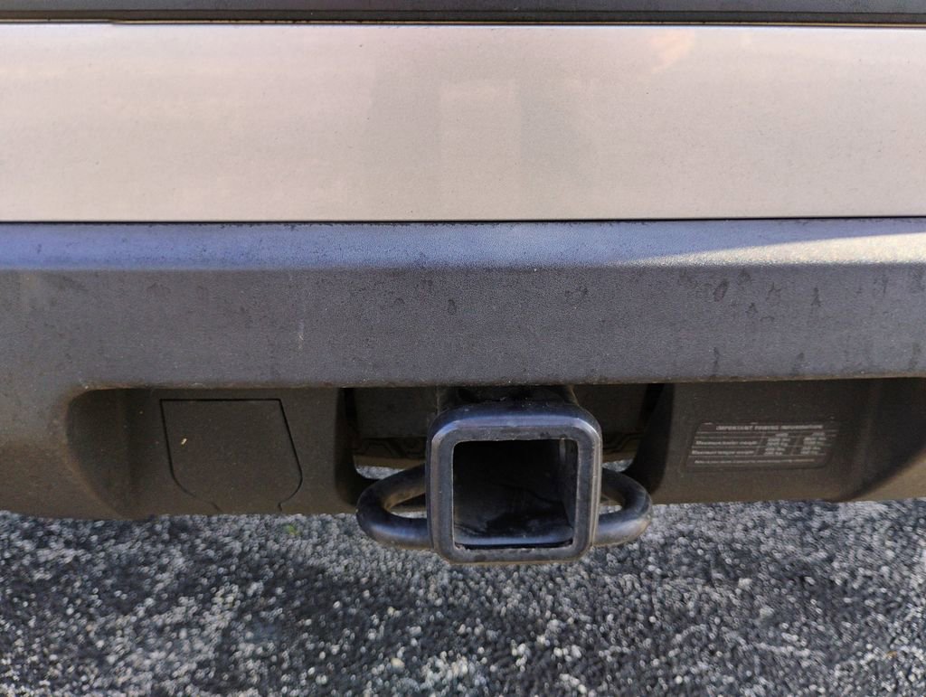 Used 2010 Honda Pilot EX-L image 11