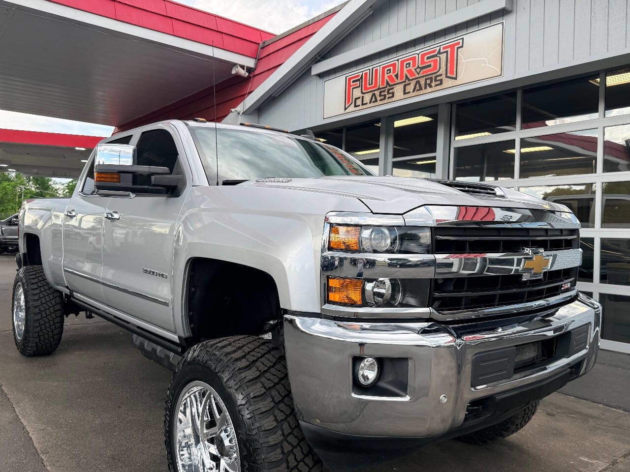 Used 2019 Chevrolet Silverado 3500 LTZ w/ Duramax Plus Package AWD/4WD image 17