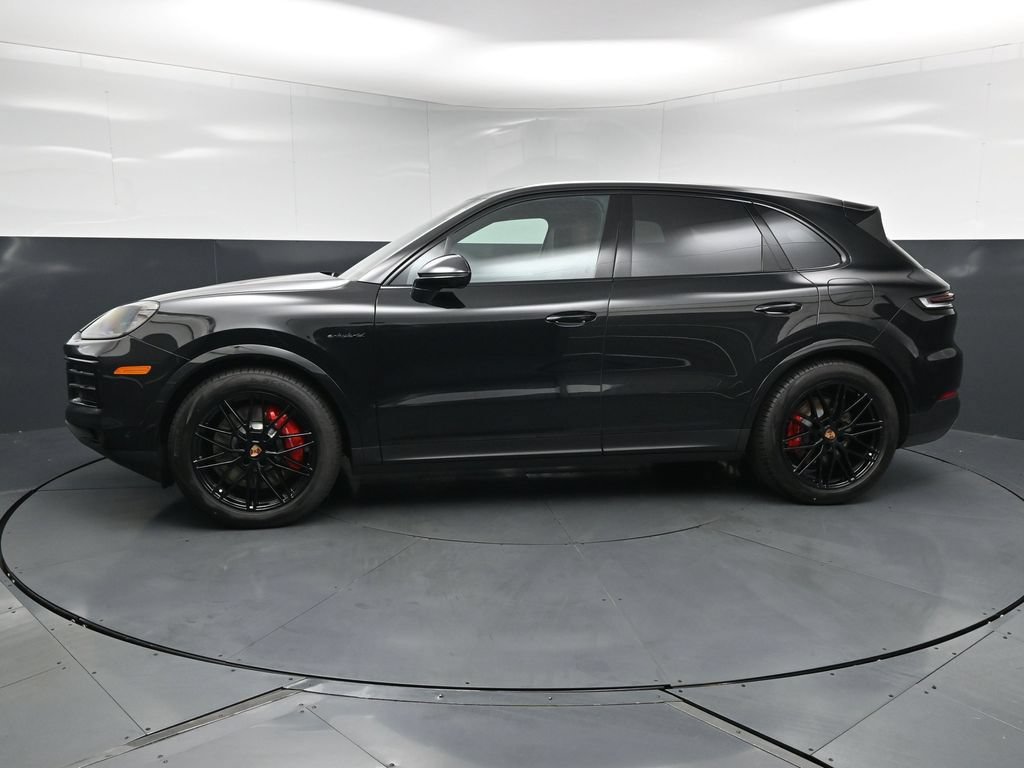 New 2026 Porsche Cayenne S AWD/4WD image 2