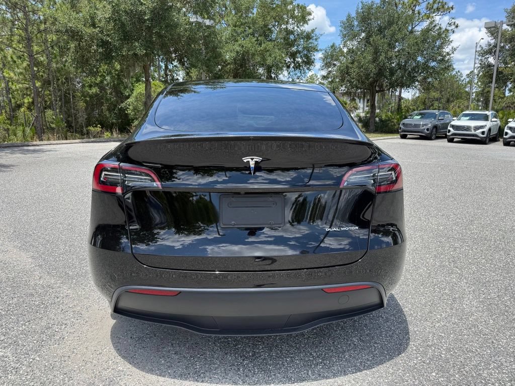 Used 2022 Tesla Model Y Long Range AWD/4WD image 13