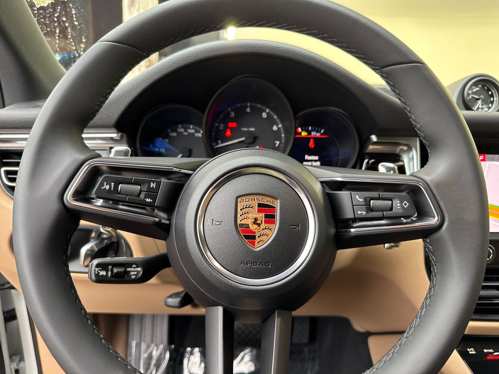 New 2026 Porsche Macan AWD/4WD image 26