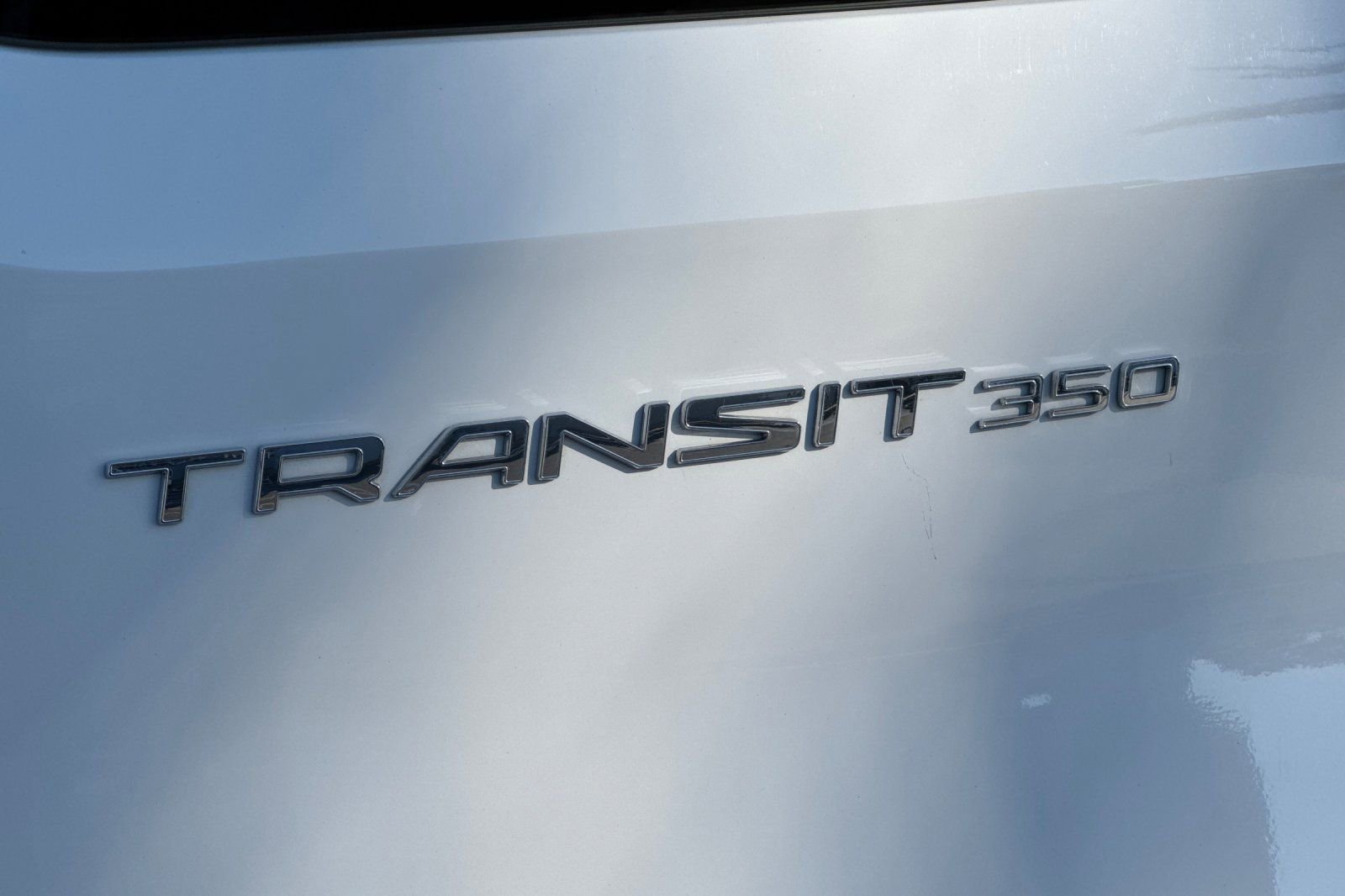 Used 2023 Ford Transit 350 XLT image 32