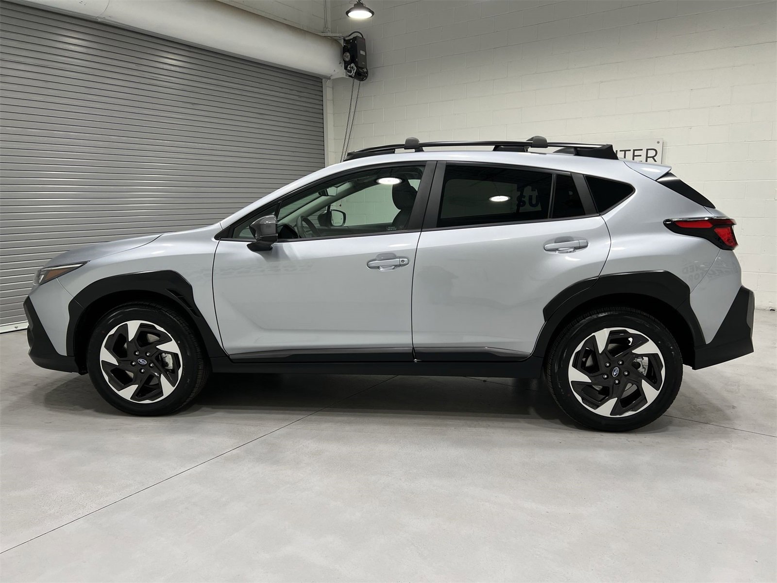 Certified 2025 Subaru Crosstrek 2.5i Limited w/ Crosstrek Mirror Package image 5