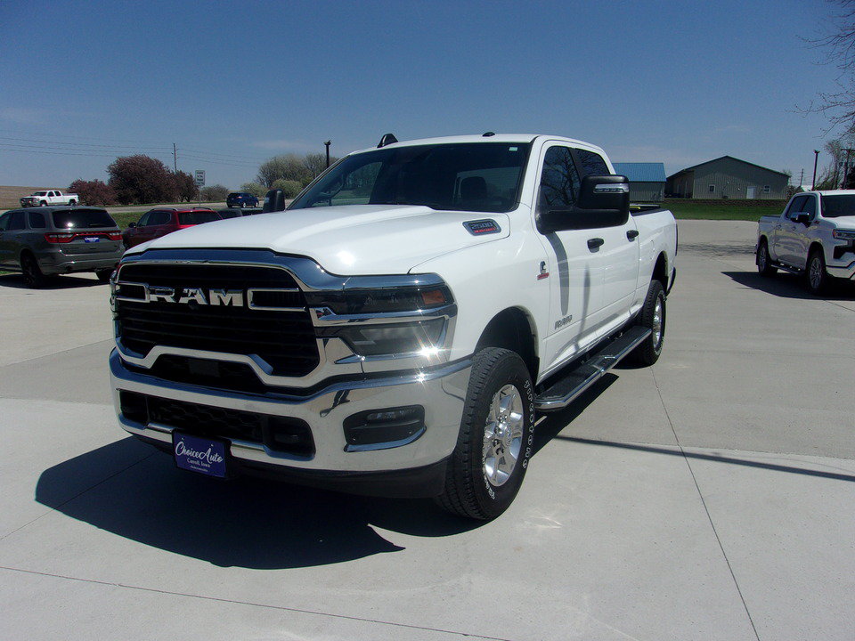 Used 2025 RAM 2500 Big Horn AWD/4WD image 6