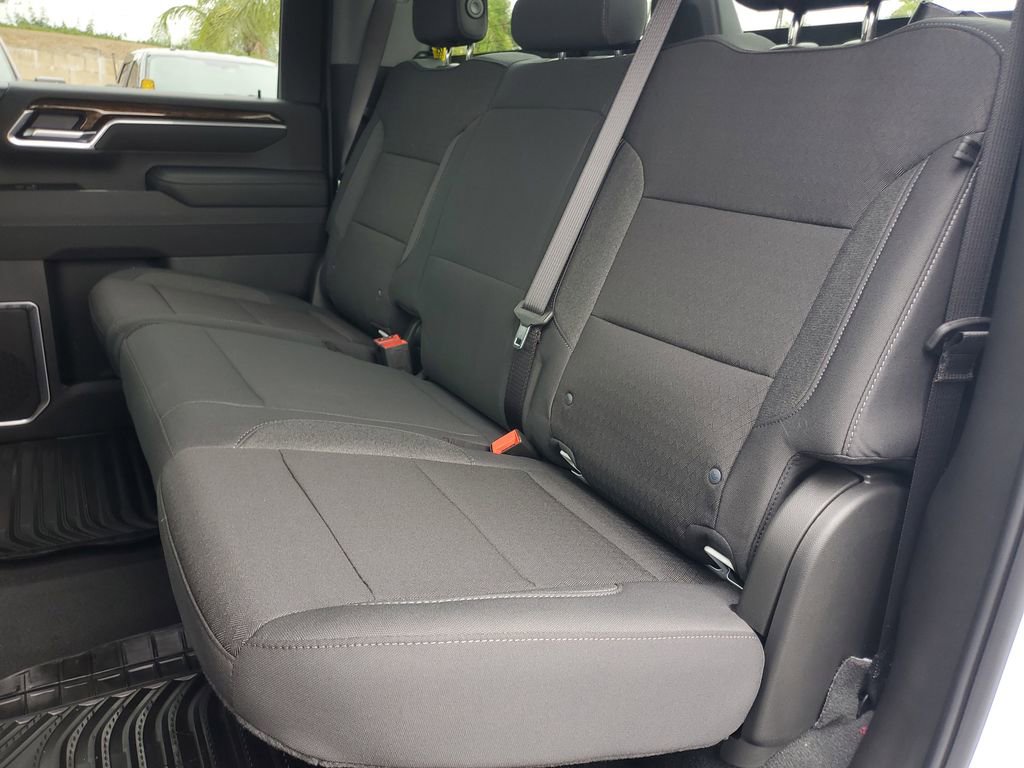 New 2026 GMC Sierra 2500 SLE w/ SLE Value Package; AWD/4WD image 13