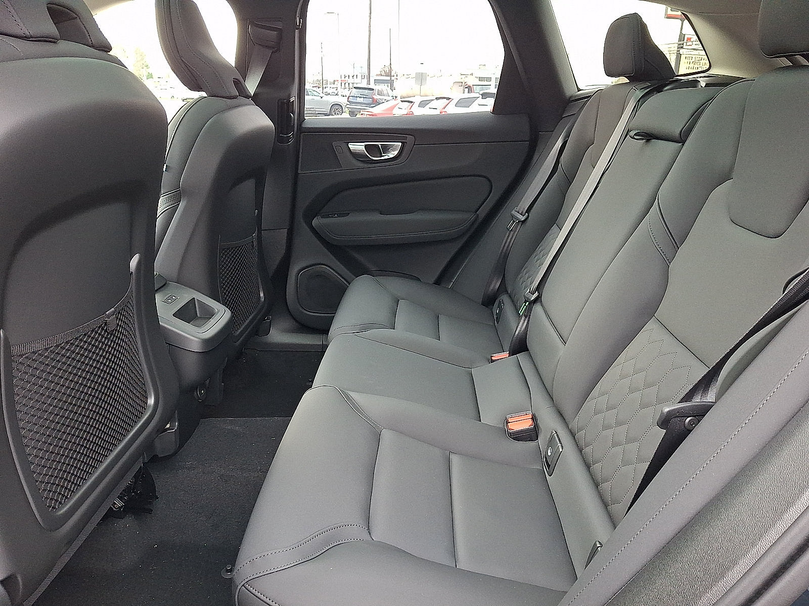 New 2026 Volvo XC60 B5 Plus w/ Protection Package Premier AWD/4WD image 5