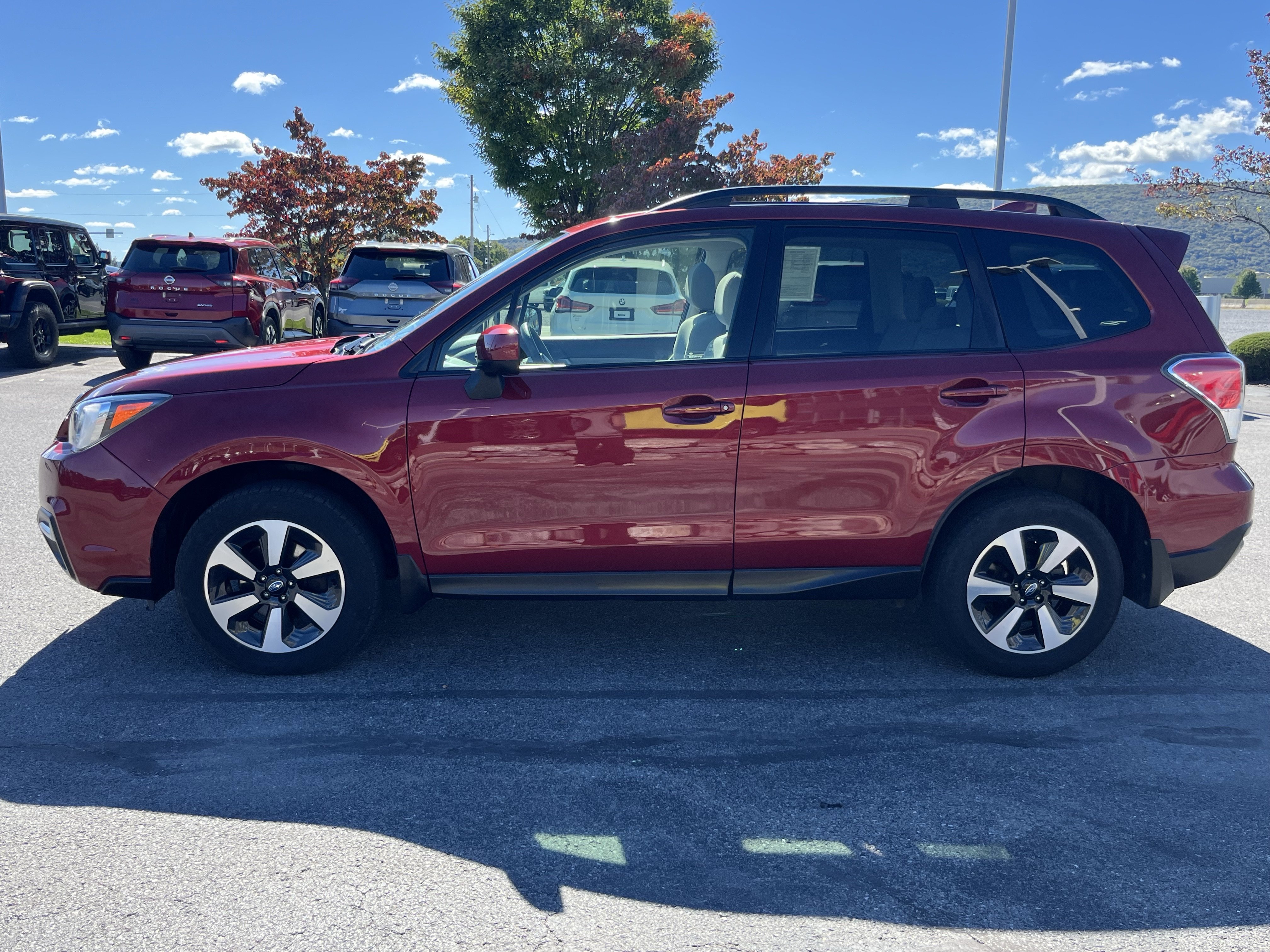 Used 2018 Subaru Forester 2.5i Premium w/ Protection Package #1 AWD/4WD image 9