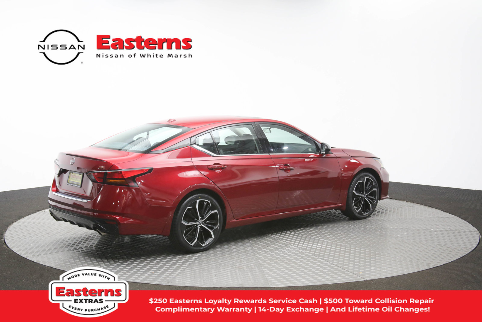 Used 2023 Nissan Altima 2.5 SR w/ SR Premium Package FWD image 41