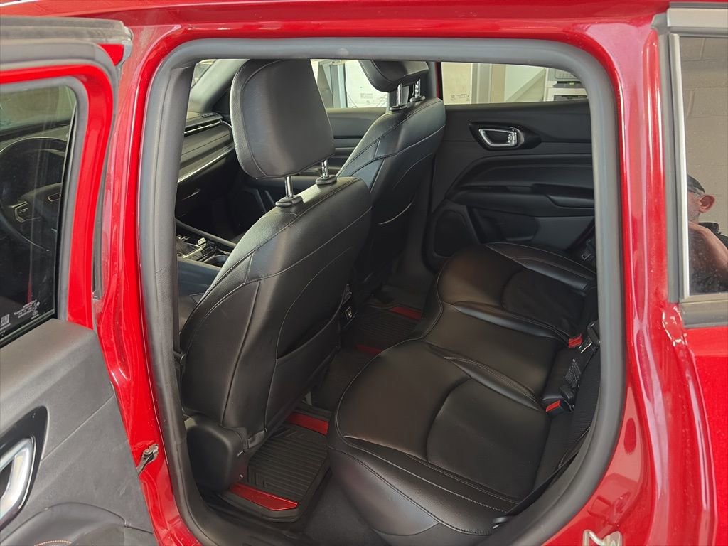 Used 2022 Jeep Compass Limited image 13