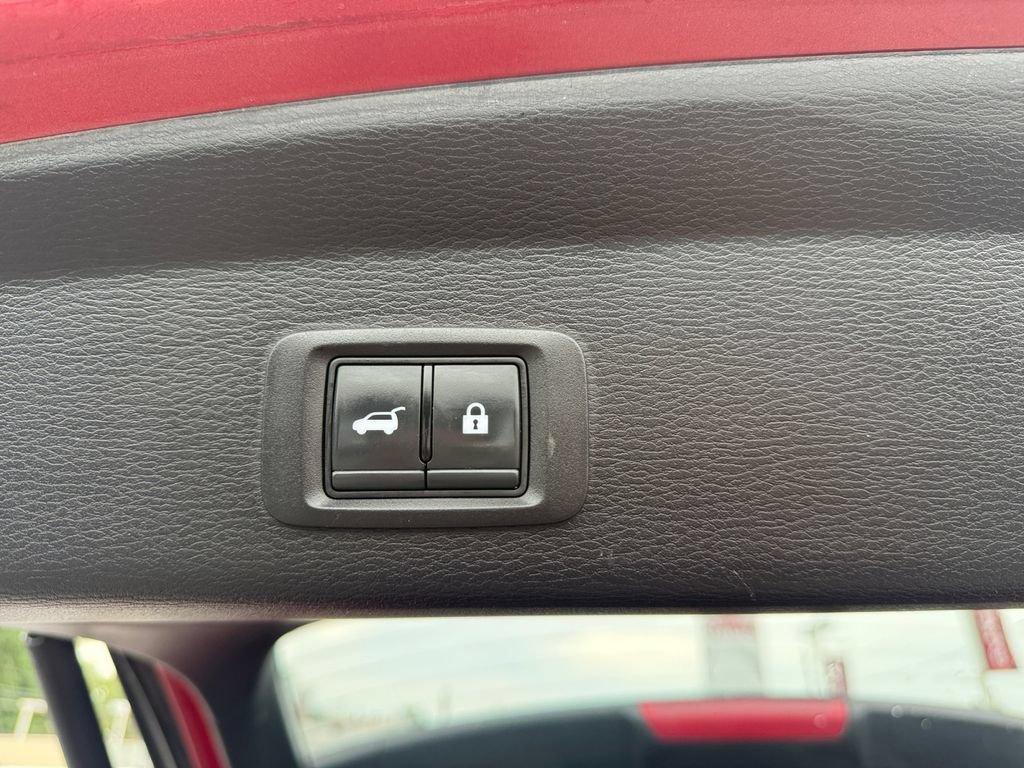 Used 2024 Mitsubishi Outlander SE AWD/4WD image 25