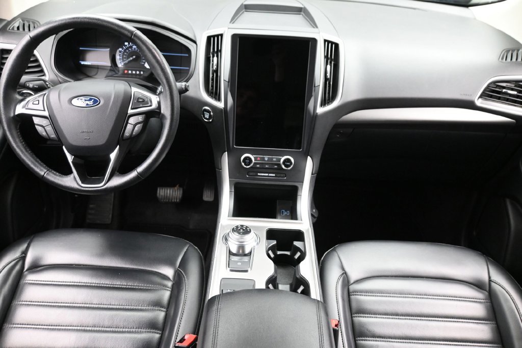 Used 2024 Ford Edge SEL AWD/4WD image 15