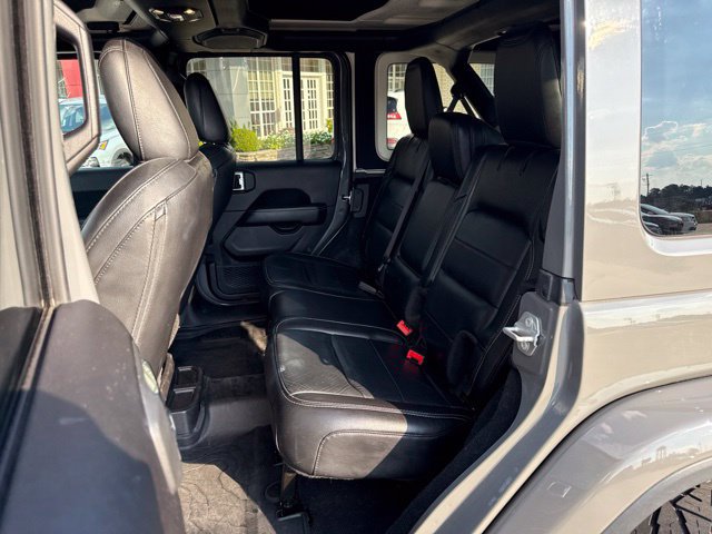 Used 2019 Jeep Wrangler Unlimited Sahara w/ Quick Order Package 24M Moab AWD/4WD image 13