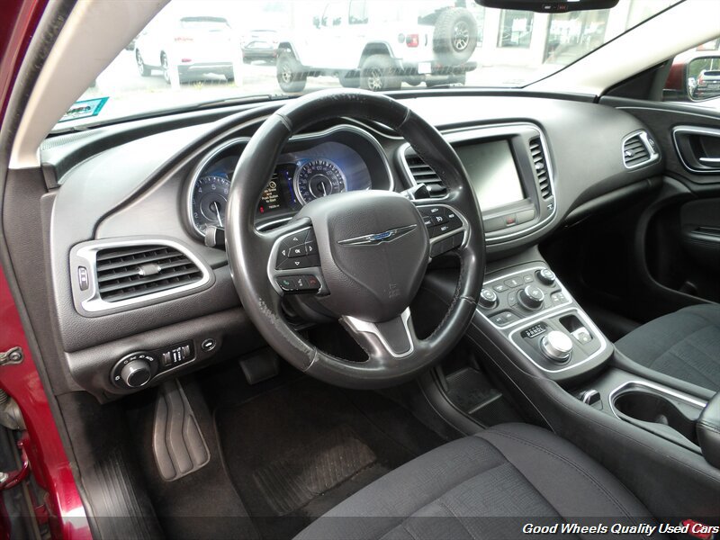 Used 2016 Chrysler 200 Limited w/ Anniversary Edition FWD image 12