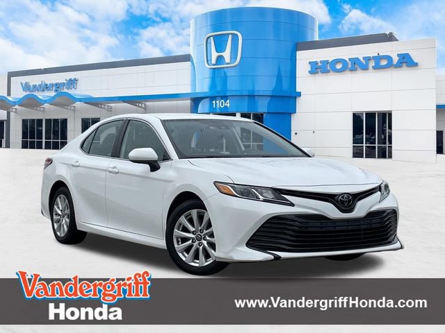 Used 2020 Toyota Camry LE FWD image 1