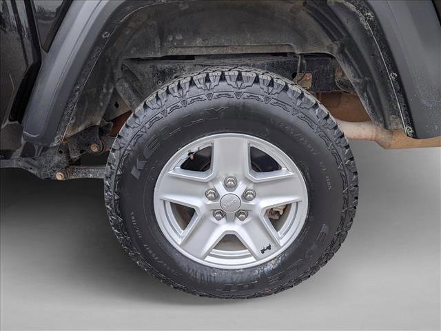 Used 2020 Jeep Gladiator Sport w/ Quick Order Package 24S image 28
