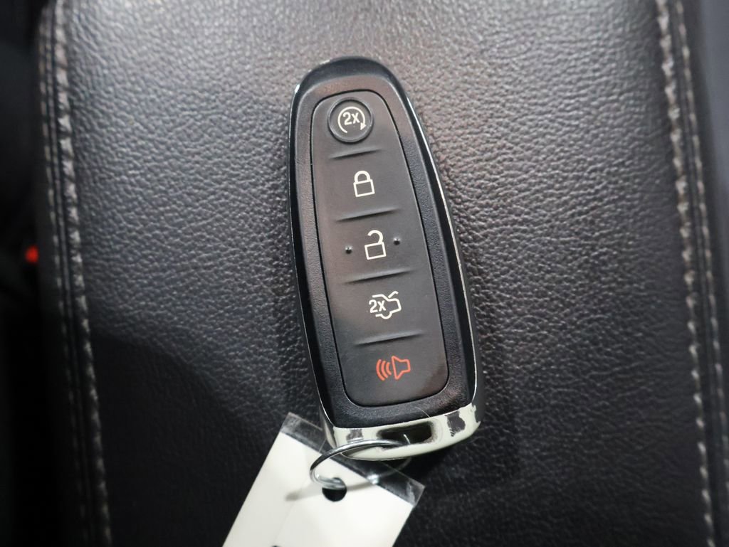 Used 2019 Ford Escape SE image 26