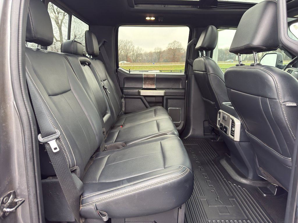 Used 2022 Ford F250 Lariat w/ Black Appearance Package image 13