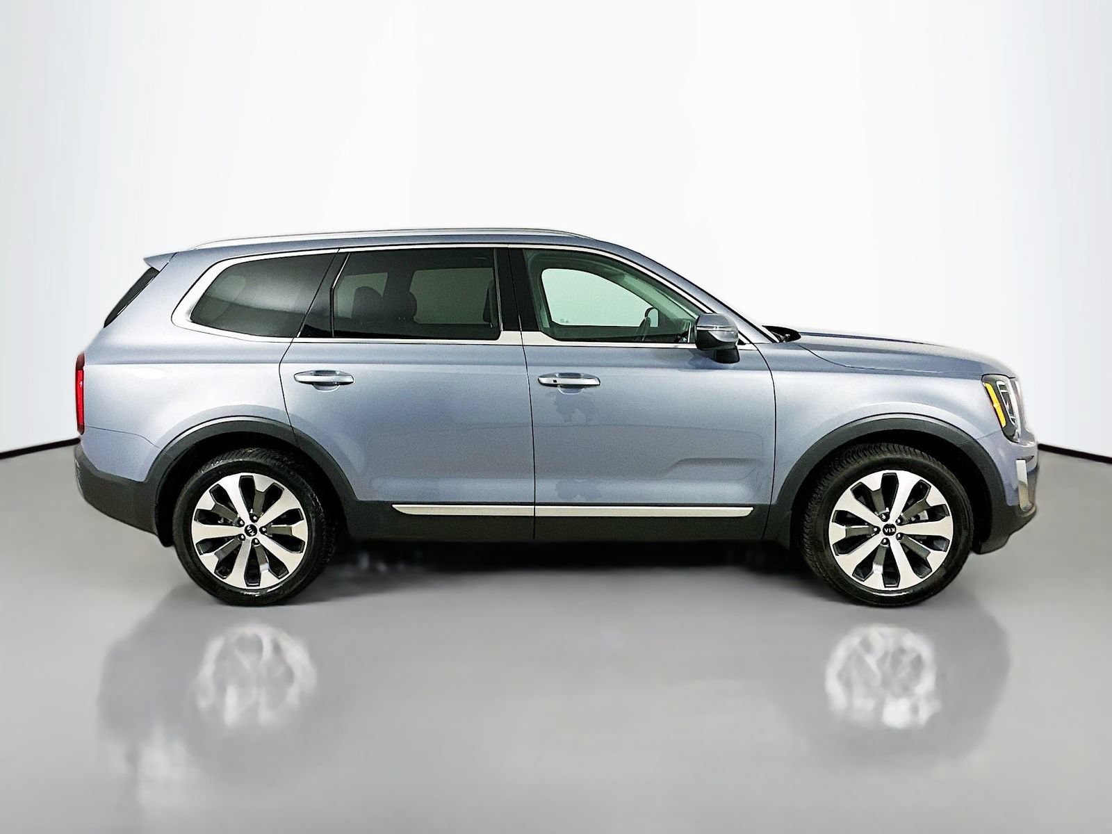 Used 2020 Kia Telluride S AWD/4WD image 4