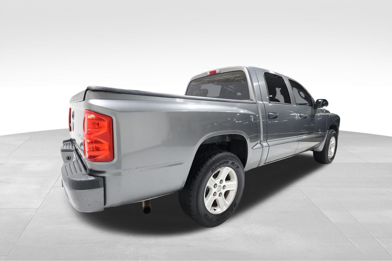 Used 2011 Dodge Dakota Big Horn image 3