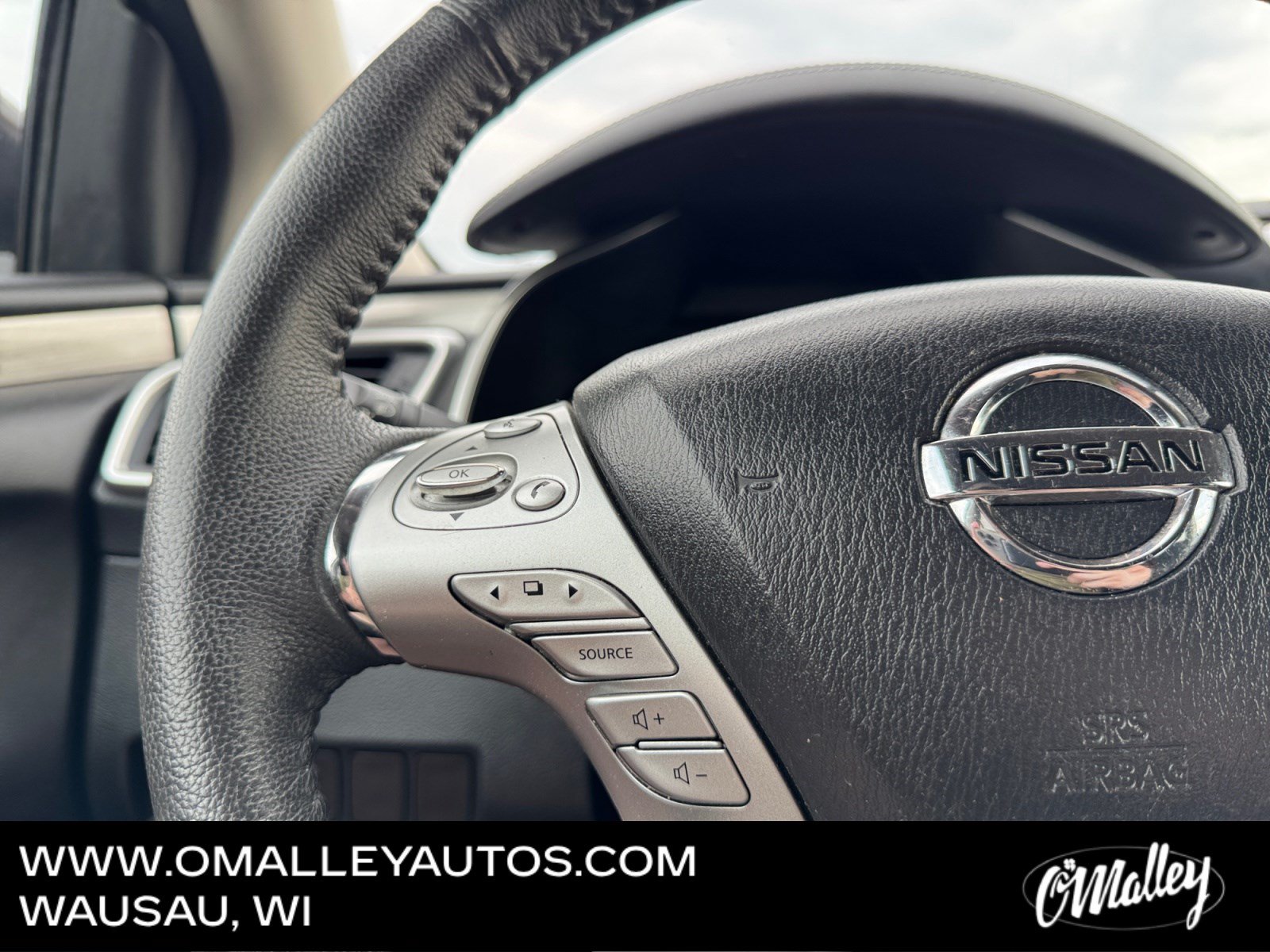 Used 2016 Nissan Murano SV AWD/4WD image 16