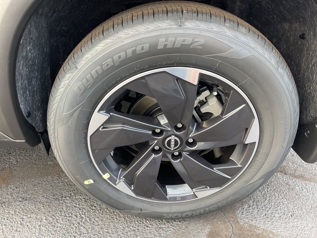 New 2026 Nissan Rogue SV w/ Cold Weather Package image 30